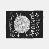 Don't Talk To Me I'm Counting Knitting Lover Funny Fleecedecke (Vorderseite (Horizontal))