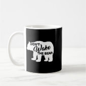 Don't Wake The Bear Funny Bear Silhouette Graphic Kaffeetasse (Links)