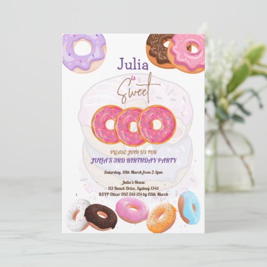 Donut 3. Geburtstagsmädchen Einladung (Stehend Vorderseite)