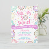 Donut Birthday Einladung, sechs ist süße Einladung (Stehend Vorderseite)