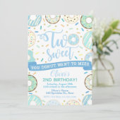 Donut Birthday Einladung zwei süße Party (Stehend Vorderseite)