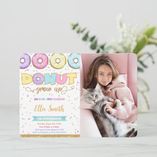 Donut Birthday Foto Einladung (Stehend Vorderseite)