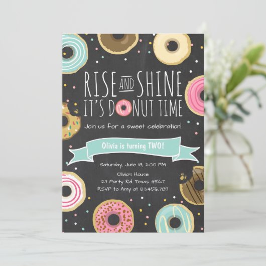 Donut Birthday Party Einladung Rise und Shine (Stehend Vorderseite)