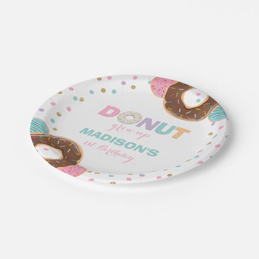 Donut Birthday Party Paper Plate 7" Donut aufwachs Pappteller (Schrägansicht)