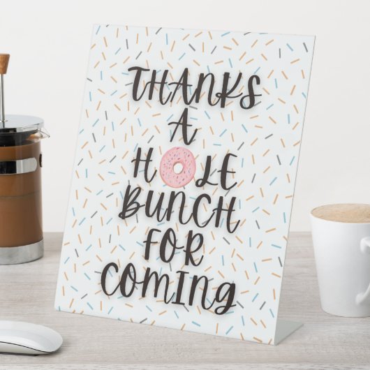 Donut Birthday Table Pedestal-Zeichen Sockelschild (In Situ)