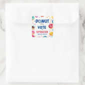 Donut Delay: Abstimmung" Wahl farbig blau & rot Quadratischer Aufkleber (Tasche)