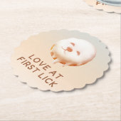 Donut Dream: Glazed Smile Pup Untersetzer (angewinkelt)