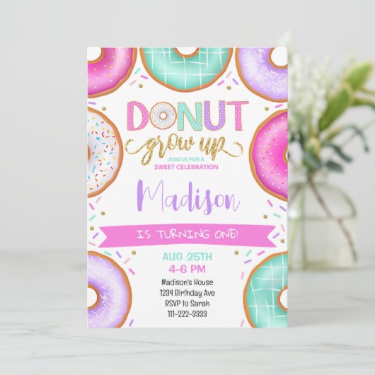 Donut erwachsen farbenfrohe Einladung zum Geburtst (Stehend Vorderseite)