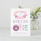 Donut First Birthday Watercolor Einladung (Stehend Vorderseite)