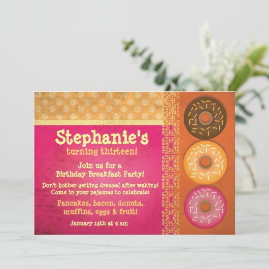 Donut Frühstück Geburtstagsparty Einladungen (Stehend Vorderseite)