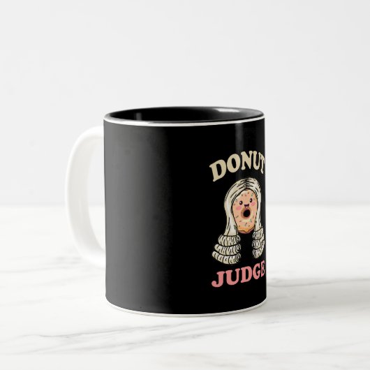 Donut Judge - Sweet Justice Zweifarbige Tasse (Vorderseite Links)