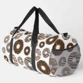 Donut Pattern, Chocolate Donuts, Karamel Donuts Duffle Bag (Rechte Ecke)