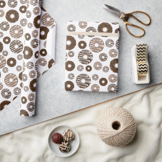 Donut Pattern, Chocolate Donuts, Karamel Donuts Geschenkpapier (Kunsthandwerk)