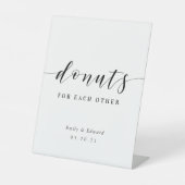 Donuts für jede Hochzeit Donut Table Sockelschild (Vorderseite)