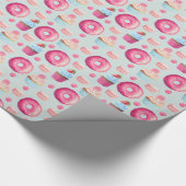 Donuts Makaronen und Cupcake Muster in Aquarellfar Geschenkpapier (Ecke)