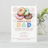Donuts mit Vater Vatertag Feier Einladung (Stehend Vorderseite)