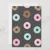 Donuts und Diapers Baby Girl Dusche Doughnut Einladung (Rückseite)