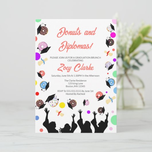 Donuts und Diplome mit Absolventen Einladung (Stehend Vorderseite)