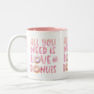 Donuts und Liebe Zweifarbige Tasse