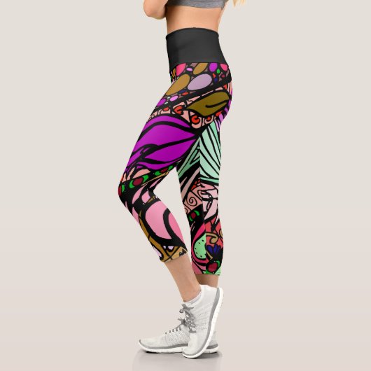 Doodle 1E Pink 1 Capri Leggings (Links)