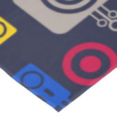 Doodle Alien Spaceship und Robot Muster Tischdecke (Schrägansicht)