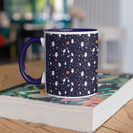 Doodle Astronaut Muster Tasse