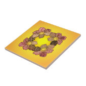 Doodle-Blume in Peach, Orange und Gold Fliese (Seite)