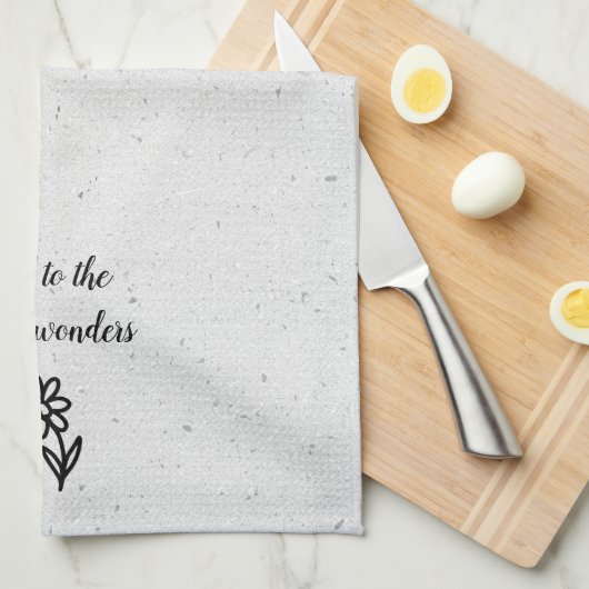 Doodle Daisy und Zitat zu Terrazzo Geschirrtuch (Viertel Falte)