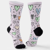 Doodle-Herzen auf Rosa mit Text Socken (Gewinkelt)
