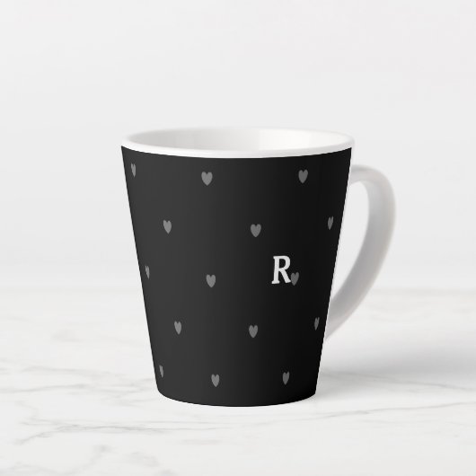 Doodle-Herzmuster Schwarz-Rotes Monogramm Initial Milchtasse (Rechte Ecke)