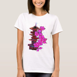 Doodle japonés: La belleza serena de una pagoda T-Shirt