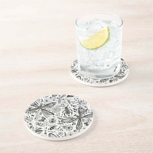 Doodle-Käfer auf dunkelblau Getränkeuntersetzer (Seite)