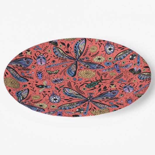 Doodle-Käfer auf Korallenrot Pappteller (Schrägansicht)