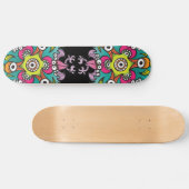 Doodle-Kunst zeigt hungrige Monster verrückt Skateboard (Horizontal)