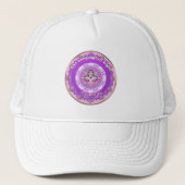 Doodlen auf dem Symbol der Magnitude Truckerkappe (Vorderseite)