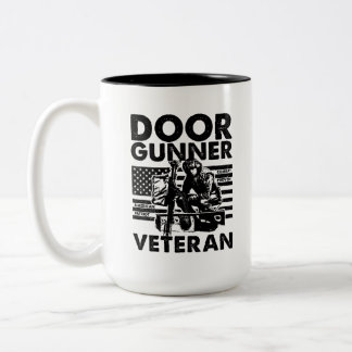 Door Gunner Vietnam: Guardians of the Skies Zweifarbige Tasse