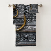 Doorknocker Löwe - Schwarz / Gold Badhandtuch Set (Insitu)