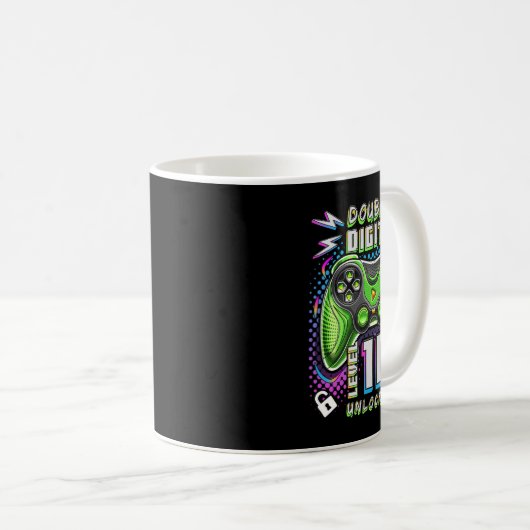 Doppel-Digits Level 10 Unverriegeltes Videospiel 1 Kaffeetasse (VorderseiteRechts)