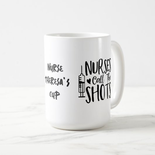 Doppel-Spritzen-Krankenschwestern nennen die Shots Kaffeetasse (VorderseiteRechts)