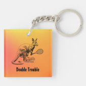 Doppel-Trouble Kangaroo Tennis Player Schlüsselanhänger (Rückseite)