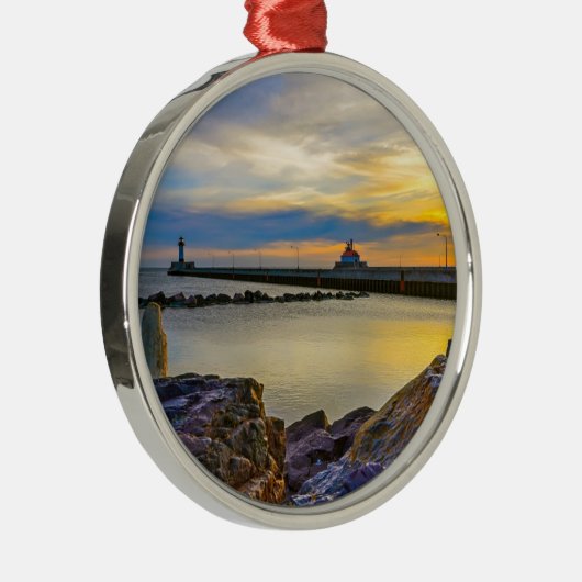 Doppelpier-Morgen Ornament Aus Metall (Rechts)