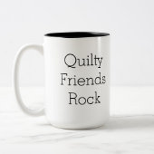 Doppelseitige Quilty Freund-Felsen-Tasse Zweifarbige Tasse (Links)