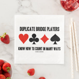 Doppelte Bridge-Spieler zählen auf viele Arten Serviette