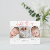 Doppelte der fröhlichen doppelten Geburtsankündigu Postkarte (Stehend Vorderseite)