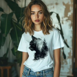 Doppelte Exposition von Katzen und Wäldern T-Shirt