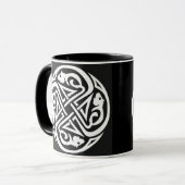 Doppelter keltischer Ratten-Kreis Tasse (Vorderseite Links)