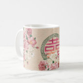 Doppeltes Glück-Symbol auf leichtem Kaffeetasse (Vorderseite Links)