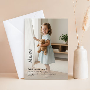 Doppeltes Kind Geschwister Süßes Foto Gemeinsame P Einladung