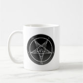 Doppeltes Noir Sigil Baphomet klassischer weißer Kaffeetasse (Links)