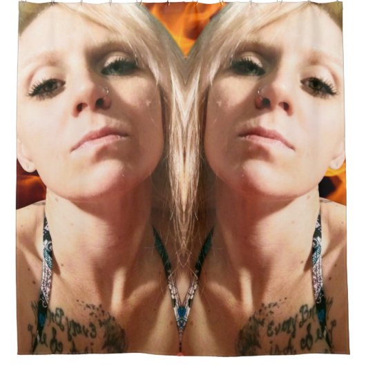 Doppeltes Problem Duschvorhang (Vorderseite)